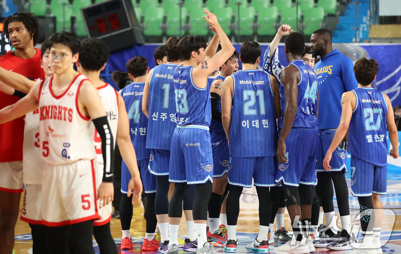 한국가스공사 우리가 단독 선두