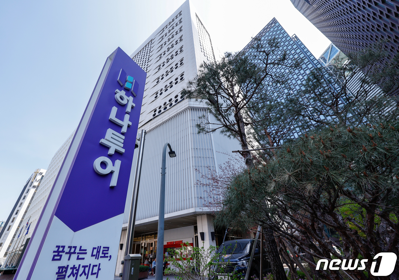 중국 무비자 수혜 톡톡…하나·모두투어 내년 실적 껑충[줌인e종목]