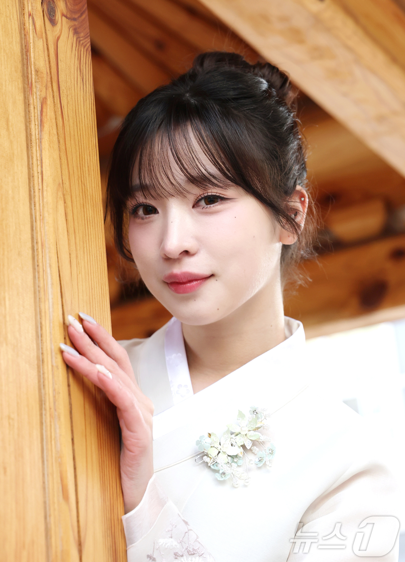 빌리 하루나, 양반집 규수
