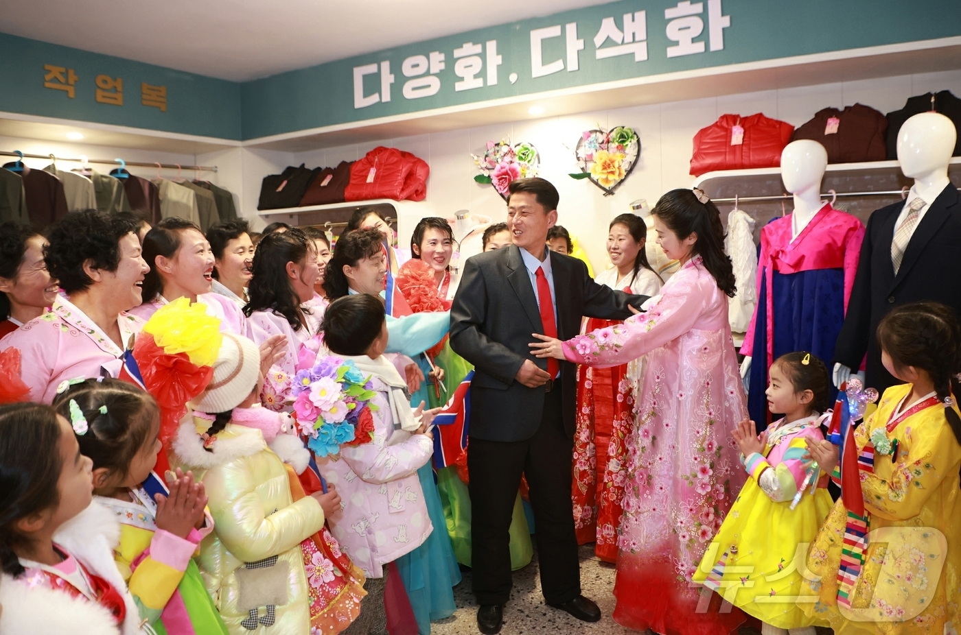 北, 지방공장 준공식 개최…이천군에 새 지방공장