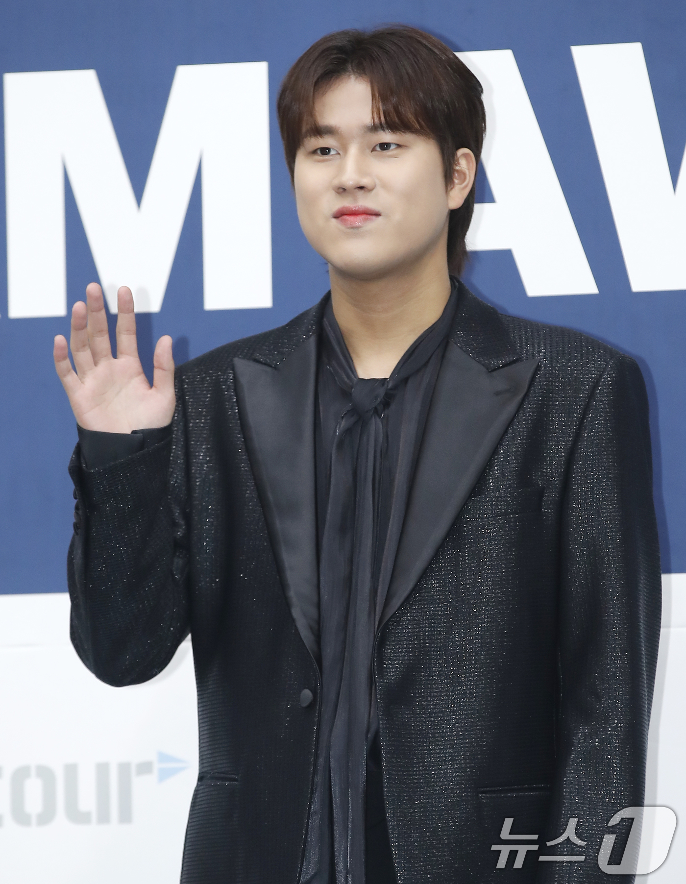 '원헌드레드 레이블 소속' 이무진, KBS 웹예능 녹화 불참…갈등 격화