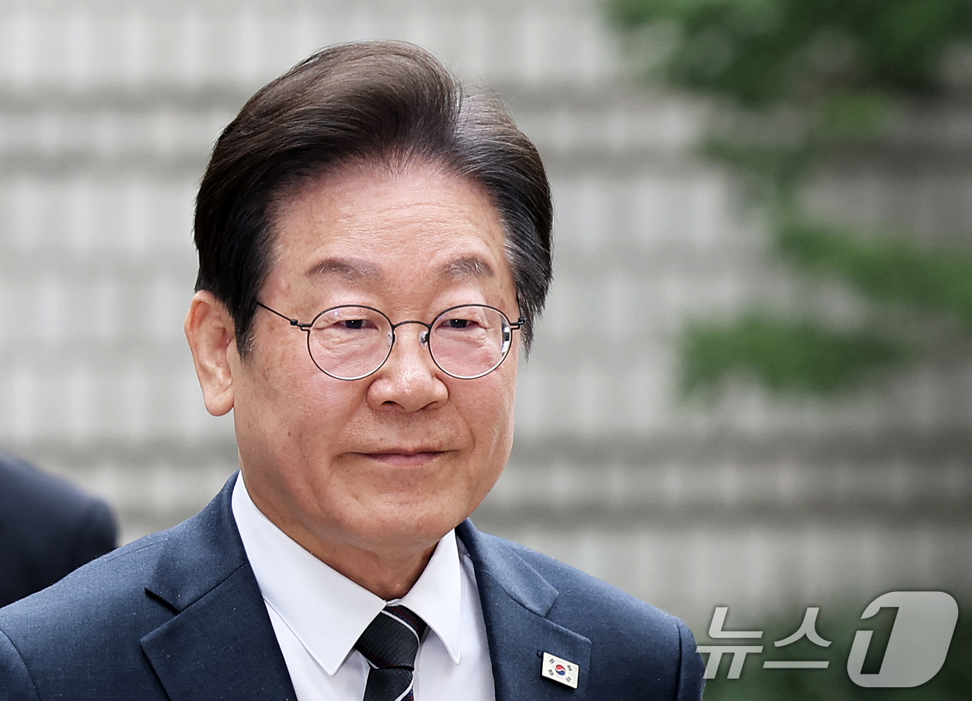 이재명, 대장동·성남FC 공판 출석