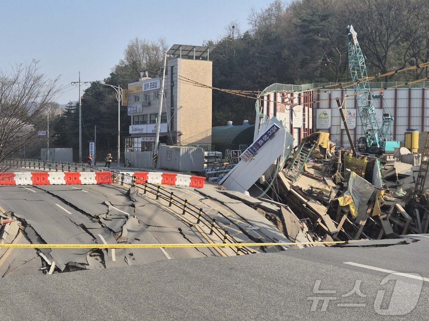 붕괴된 광명 신안산선 공사 현장