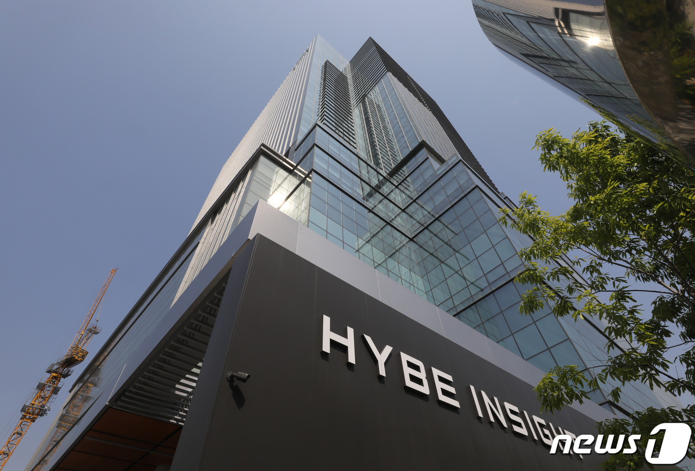 하이브 아티스트 비방 혐의 콘텐츠 제작자, 기소의견 검찰 송치