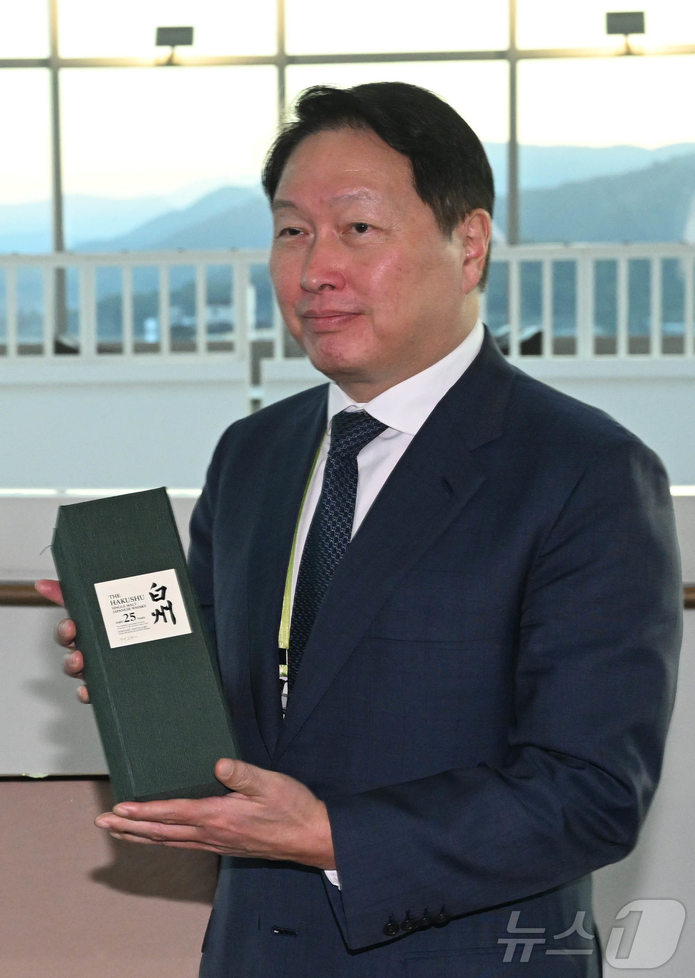 젠슨 황이 선물한 위스키