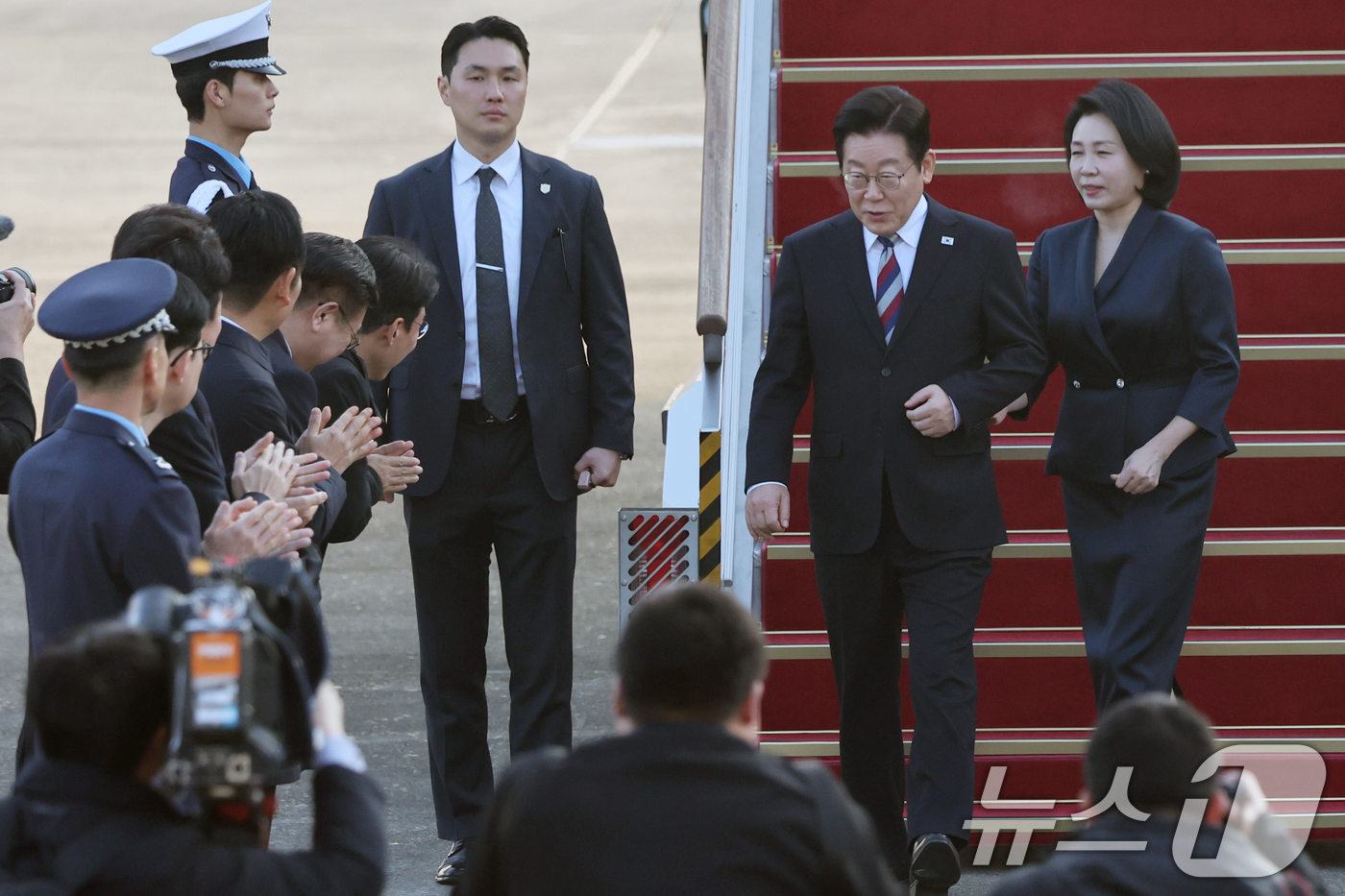 이재명 대통령 귀국 완료 관련자료 1