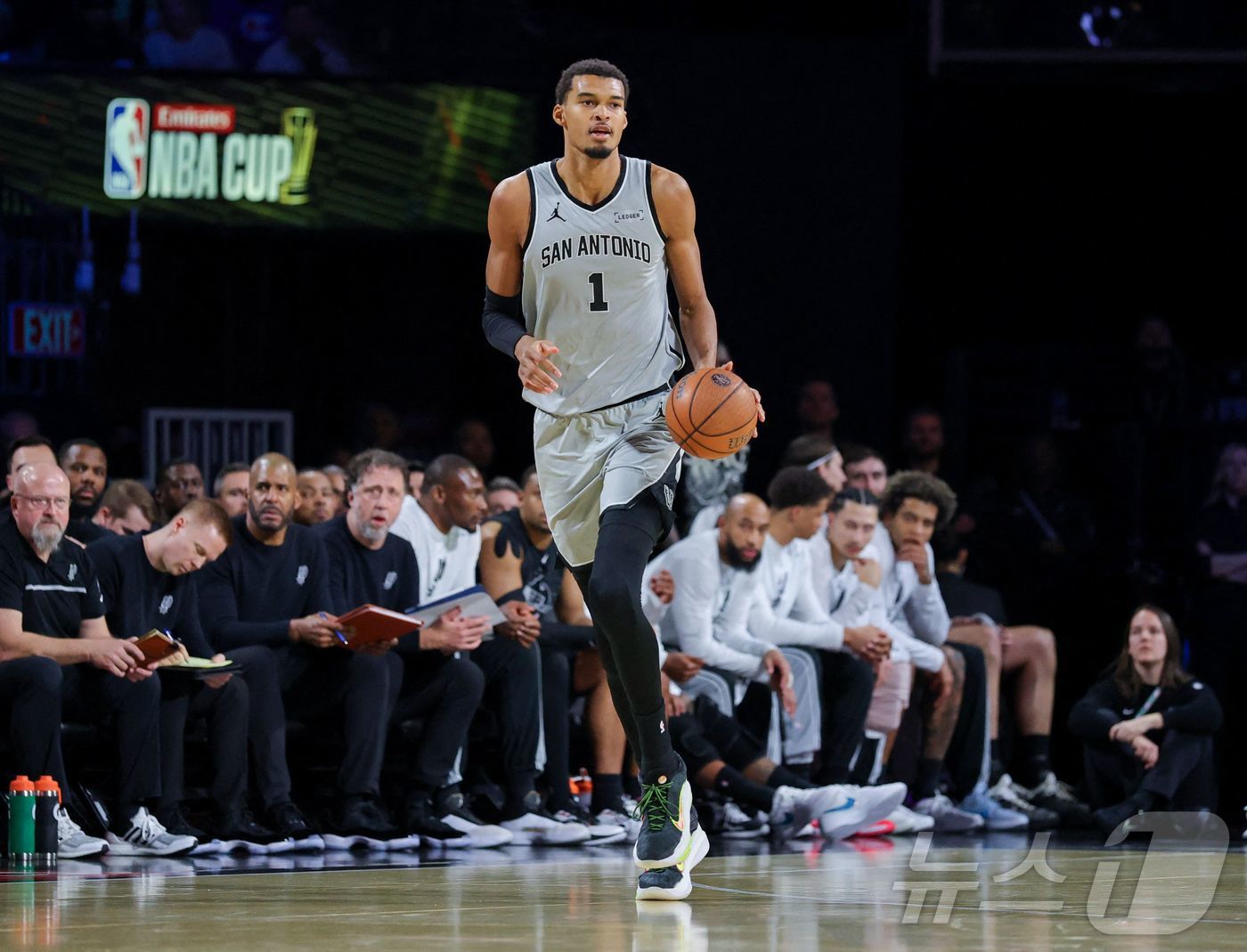 뉴욕 vs 샌안토니오, NBA컵 결승 맞대결…누가 이기든 첫 우승