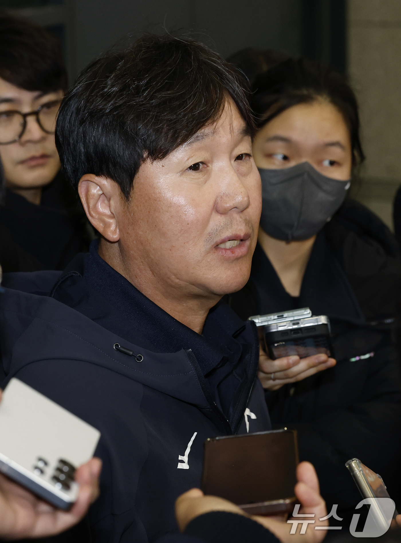 류지현 감독 8강 귀국 관련자료 1