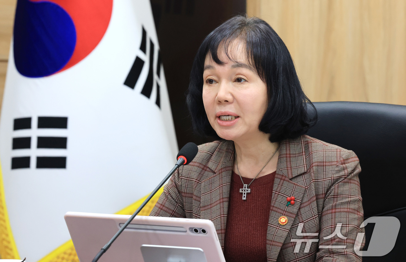 모두발언하는 송경희 개인정보보호위원장
