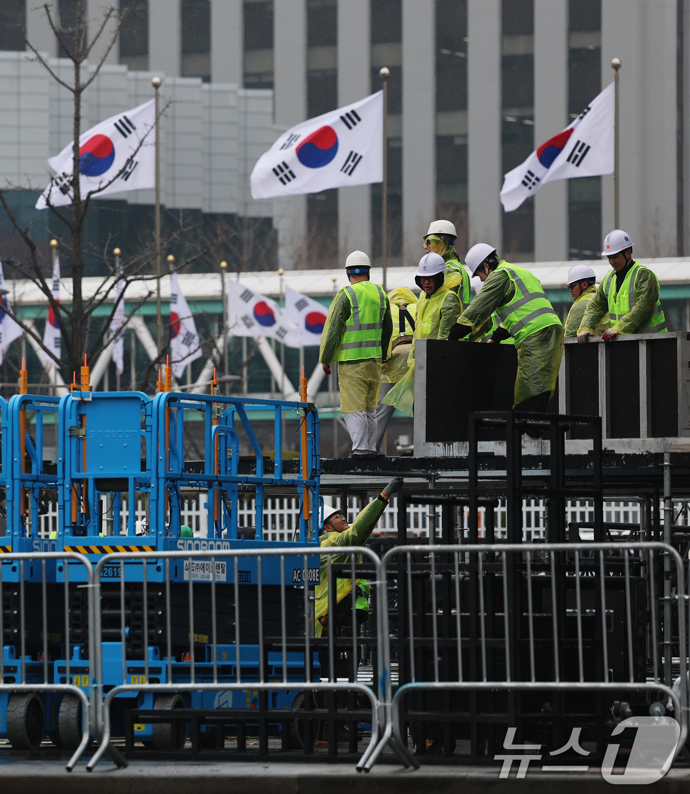 BTS 광화문 공연 대비 테러 경보 격상