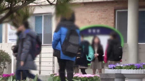 성관계 경험 있는 청소년 절반 이상이 피임 안 해