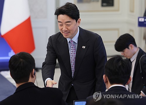 '방산특사' 강훈식, 다음주 4번째 출국…캐나다·노르웨이 방문