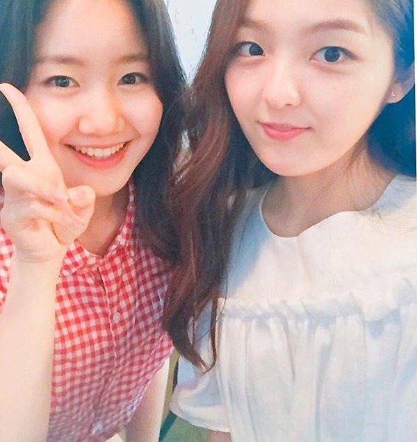 [Selfie ★] 다시 만난 빵꾸똥꾸…진지희·서신애, 어엿한 숙녀