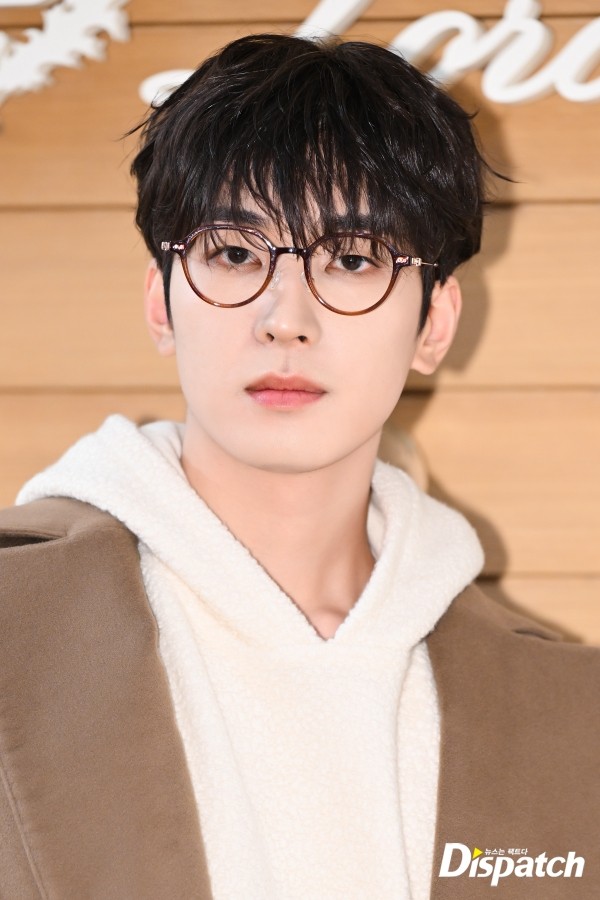 [현장포토] 오늘, 해리원우...원우, 호그와트 장학생룩