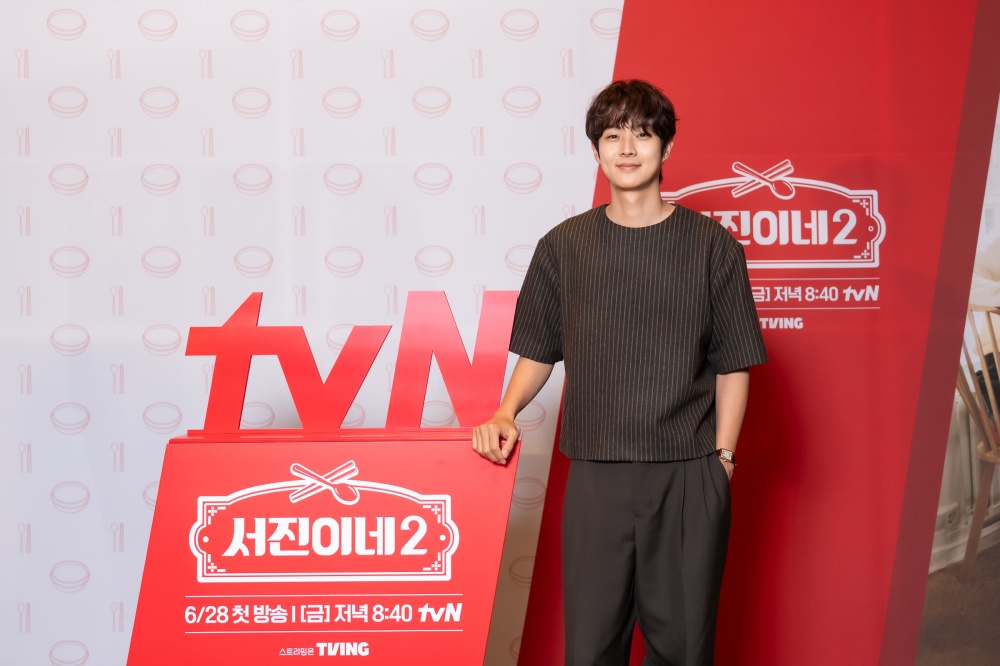 서진이네 2, 영업 D-day…이서진→고민시, 곰탕 도전기