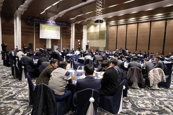 "크고 작은 기업들이 만나 거대 산업 이끈다"….우주항공산업 '만남의 장' 가보니