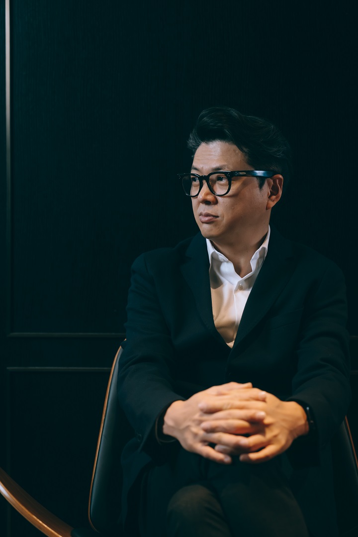 [인터뷰] 이규만 감독, 새해 첫 한국 영화에 깃든 자신감 경관의 피