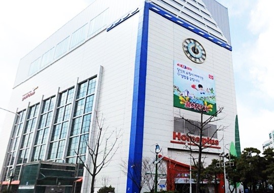 [취재] 홈플러스 대란! PS비타 신품 12만 원, 콘솔게임은 최대 90% 할인