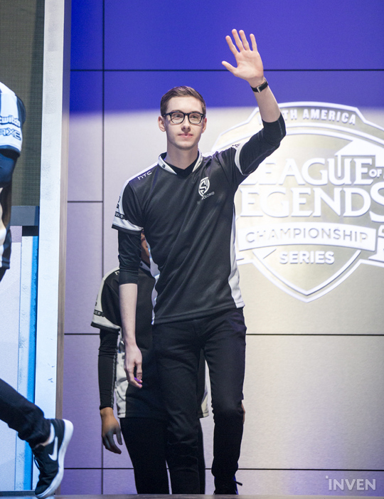 [돌발포토] 북미의 진짜 꿀잼 리그, 이제부터 시작! LCS NA 1일 차 현장 풍경기