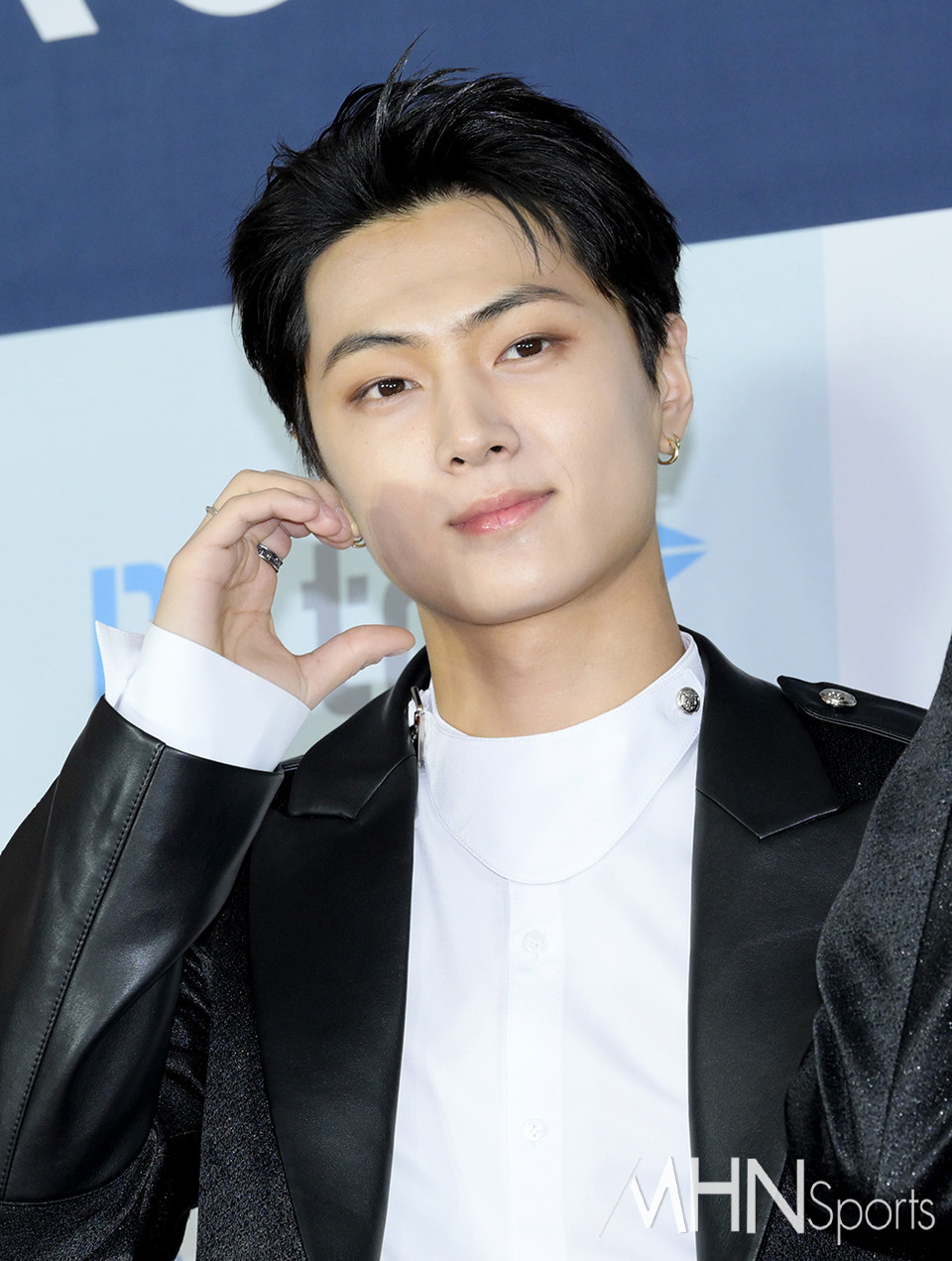 [Ms포토] 엔하이픈 제이 시크한 볼하트