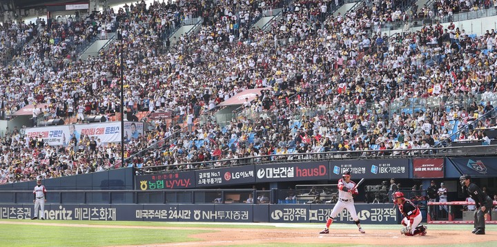 457경기 만에 '500만 관중'돌파…역대 최다 2017시즌 840만 넘을까?