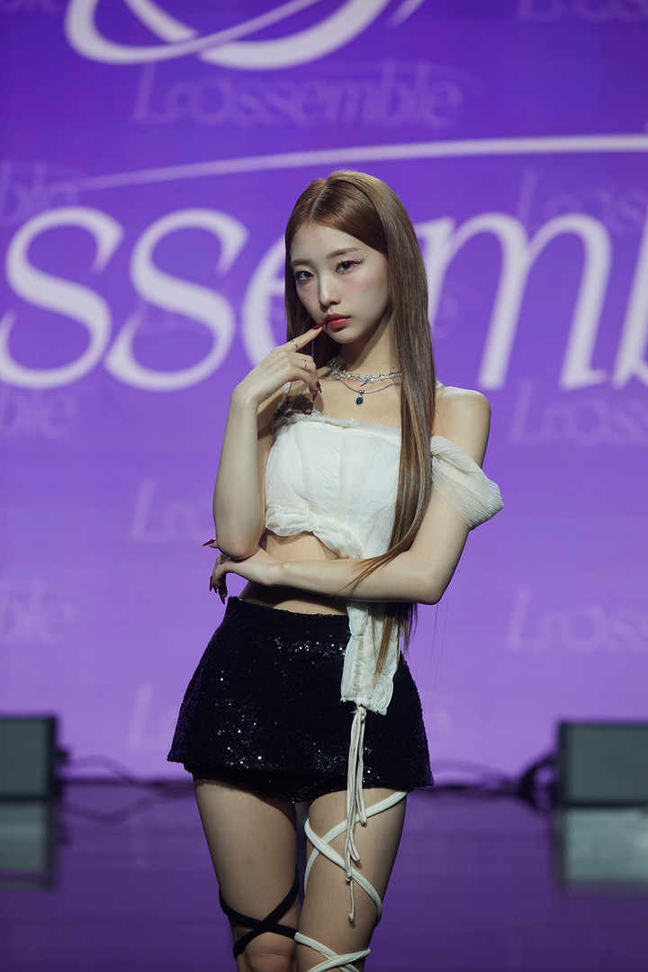 루셈블 여진 츄, 연락 많이 해줘...광고 모델인 사탕 선물 받아