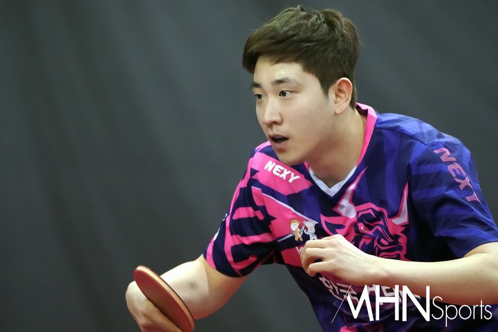 [Ms포토] 김동현 올 테면 와보라