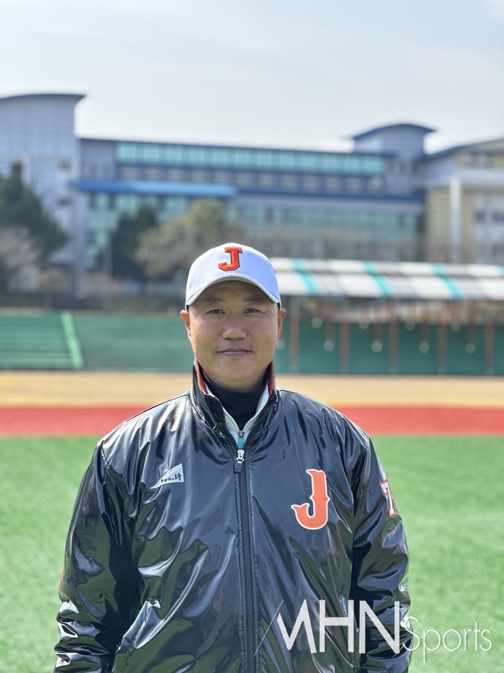 이런 감독이 있습니다 '폭력·비난' 대신 '행복 야구' 삼성 출신 지도자가 만든 변화 [인터뷰]