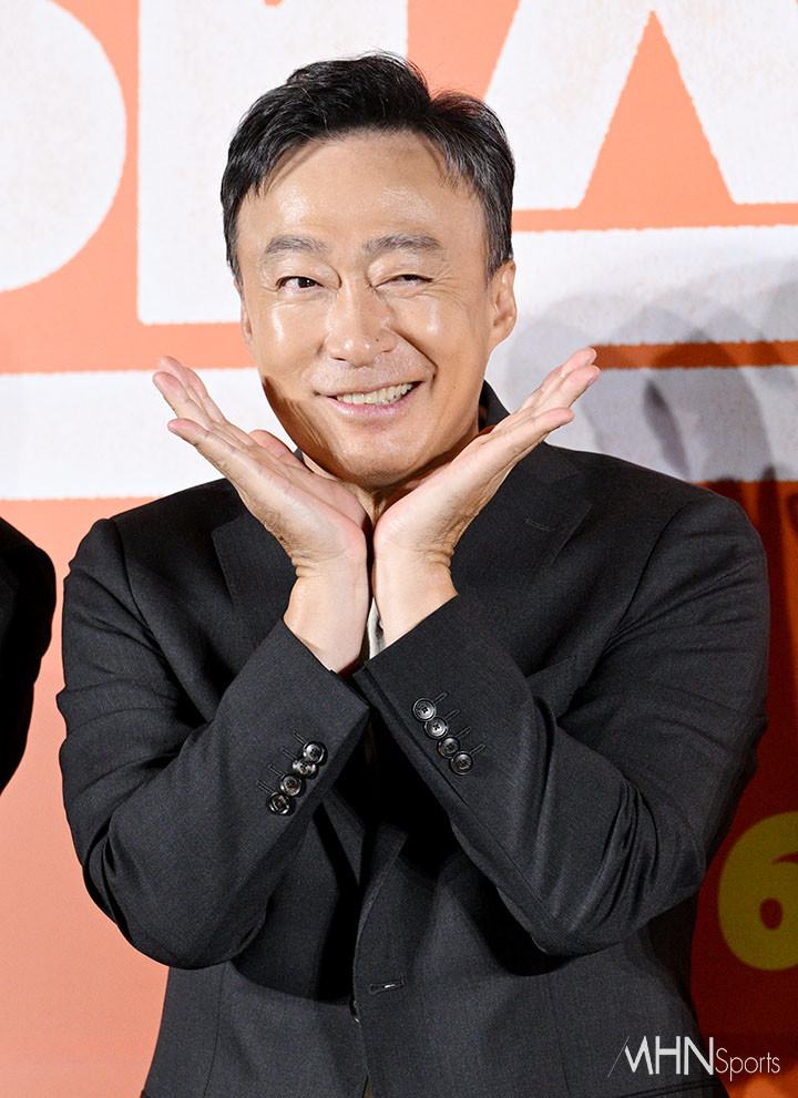 이성민 핸섬가이 윙크