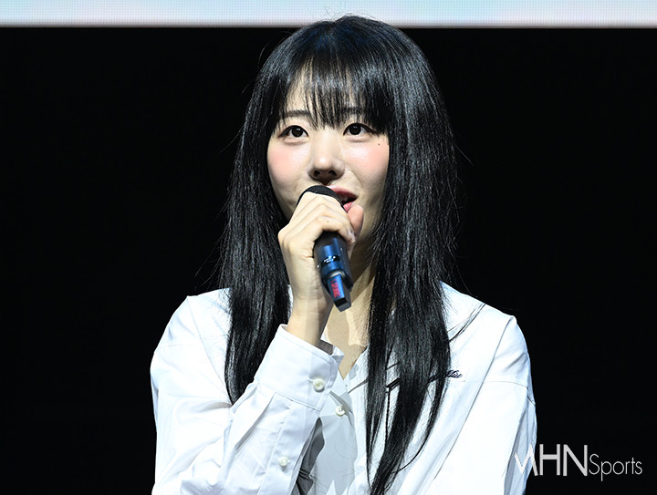 [포토] QWER 히나 내 이름 맑음 기대해주세요