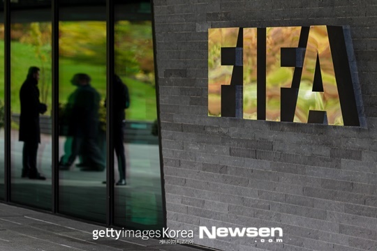 클럽월드컵, FIFA대회 최초 비디오판독 도입