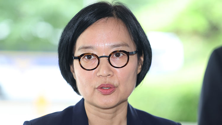 한성숙 중기부 장관 후보자 재산 440억…"역대 최고 부자 후보자"
