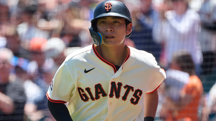이정후, 3경기 만에 멀티히트 복귀…시즌 타율 MLB 2위