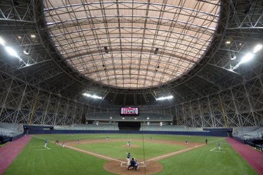 고척돔, WBC 준비 위해 그라운드 정비