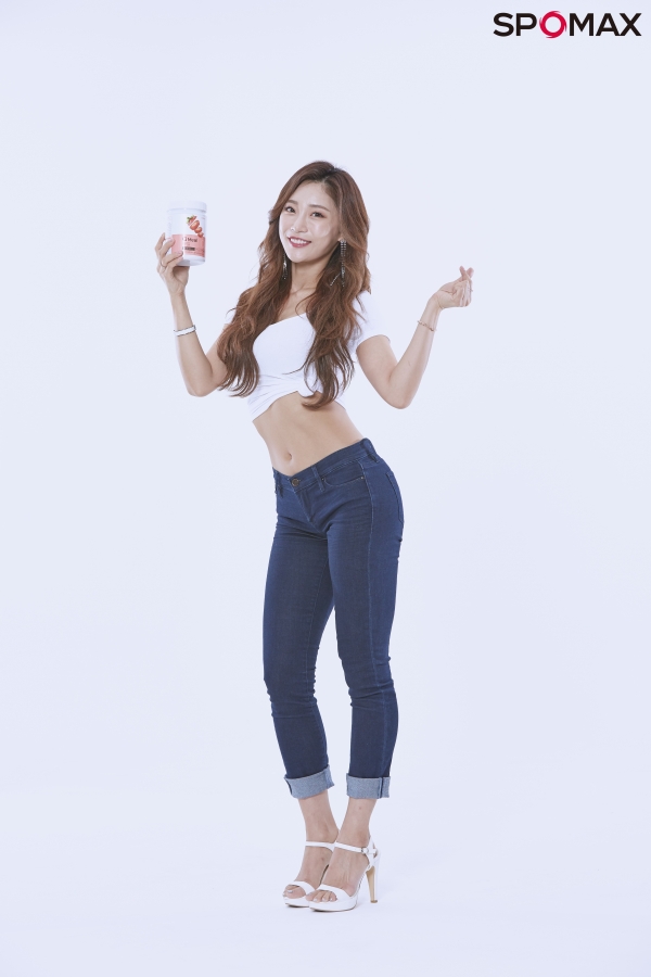 머슬마니아 윤다연-정유승-정채아, 식사대용 쉐이크 큐밀모델 발탁