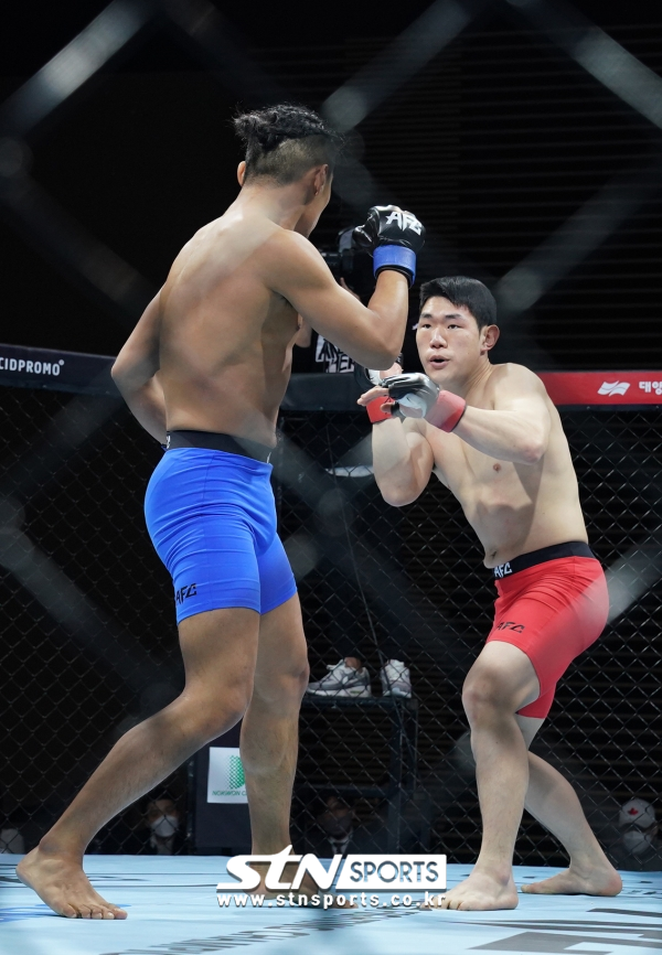 [포토] [AFC15] 오수환 빈틈이 없네