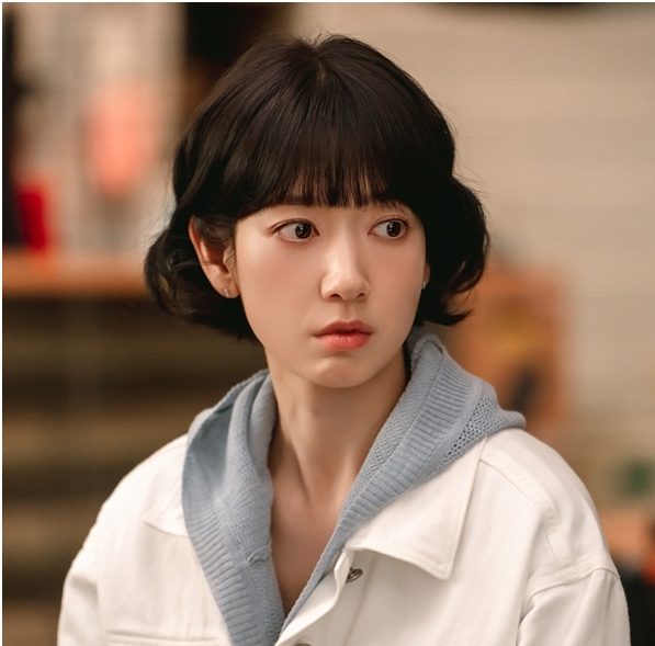 '언더커버 미쓰홍' 박신혜, 술취한 '예삐' 후보들 예의 주시