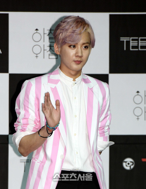 [SS포토]틴탑 천지, 핸섬 보이로 산뜻하게