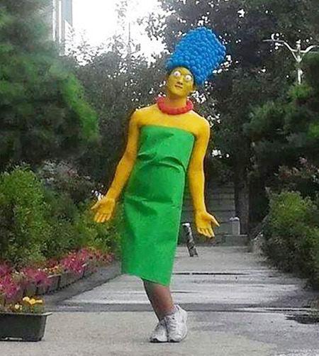 의정부고 졸업사진, 뭐니 뭐니 해도 심슨가의 안주인 마지 심슨