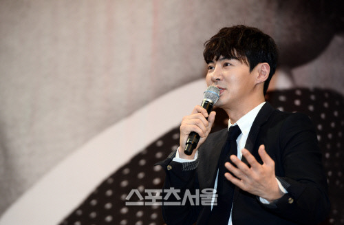 [SS포토]미니 앨범 발표 전진, 타이틀곡 제목 인쇄 직전까지 고민해