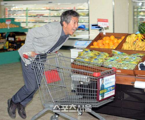 [SS포토]송곳 안내상, 정의감으로 뭉친 상담소장으로