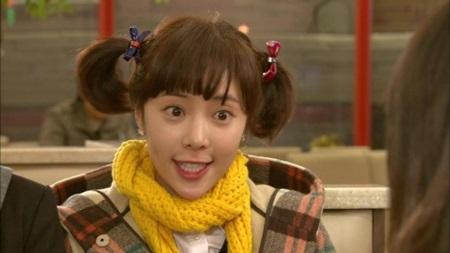 황정음 띠드버거 vs 문채원 야 줘봐…여배우 애교 대결 승자는?