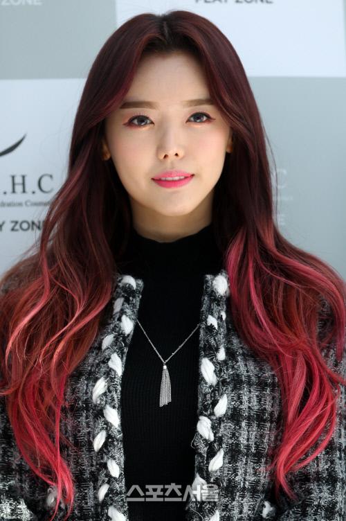 [SS포토]컬러풀한 헤어 선보이는 달샤벳 세리