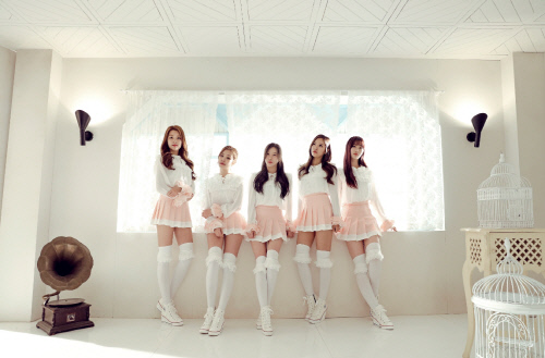 걸그룹 베리굿, 첫 미니앨범 VERY BERRY로 활동 개시