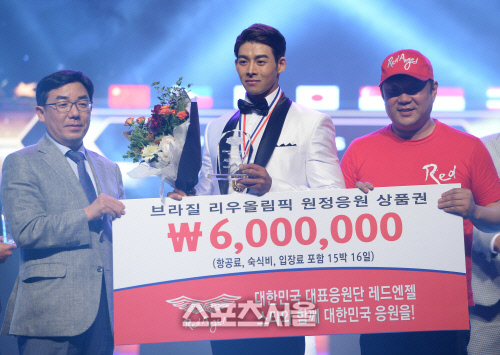 [SS포토] 천지영, WBFF 커머셜 모델 우승의 영광!
