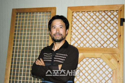 전통 자연 건축소재로 맞춤형 제작, 건강 주택으로 각광받아