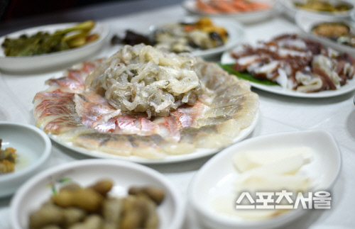[맛있는 플레이오프] 창원에 응원가서 아구찜도 먹고 통술도 마시고