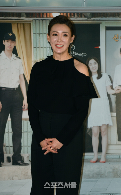 [포토]스타박스 다방 이상아, 우아하게!
