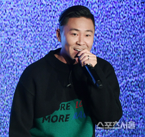[포토] 솔리드 이준, 세월이 비켜갔네요~!