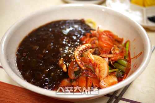 [핵ZONE맛집]맛도 모양도 제각각 국민음식 짜장면 취향 저격
